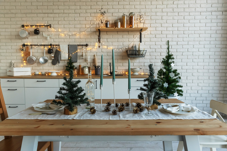 Sparkling Tablescapes For The Holidays