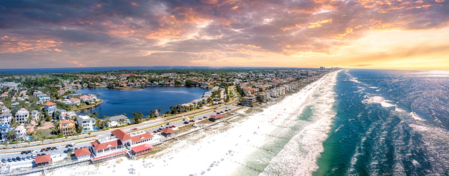 Aerial view of Destin Florida Miramar beach<br />
